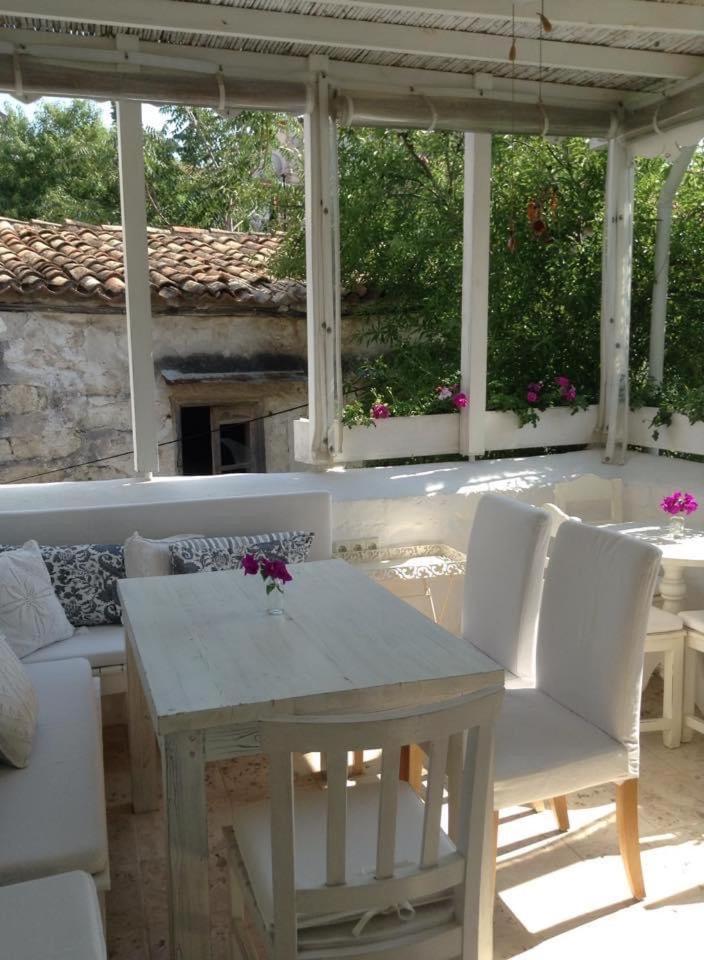 Yukari Sokak Vip Butik Otel Alacati Exterior foto